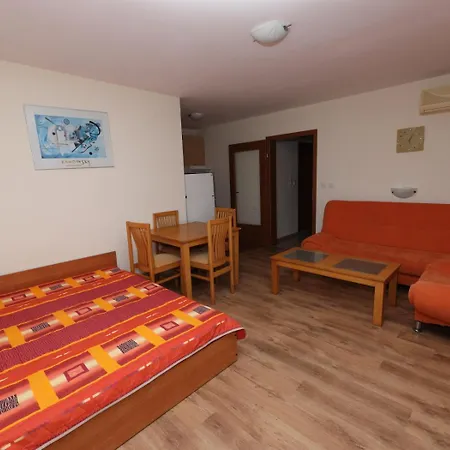 Grand Święty Włas