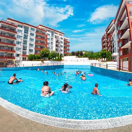 Апартамент Grand *